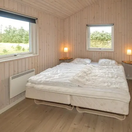 Four-bedroom Holiday In Дом отдыха *