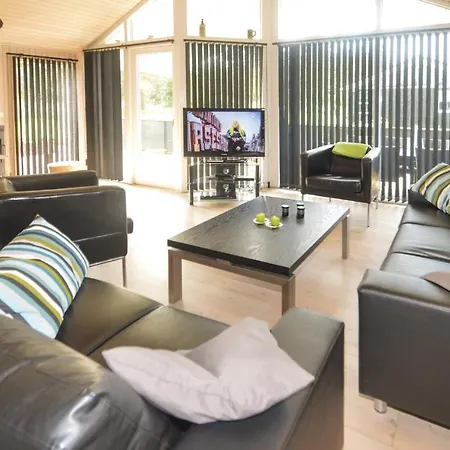 Four-bedroom Holiday In